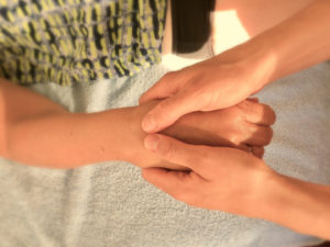 Behandlung der Handwurzelknochen